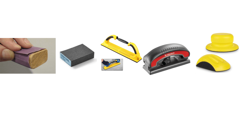 Een zelfgemaakt schuurblok, een schuurblokje of schuursponsje en drie handschuurapparaten met een beugel en een betere en ergonomische grip. 