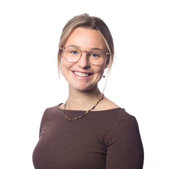 laura-hummel